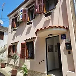 House Zofija 1672 Holiday home Pula
