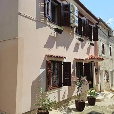 House Zofija 1672 * 普拉